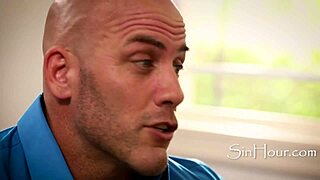 Leah Gotti seduces jealous stepdad into horny taboo blowjob deepthroat