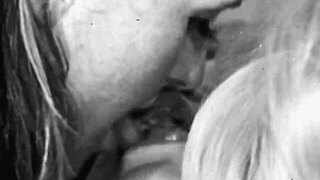 Vintage Lesbians LICK beaver in antique GROUP scene