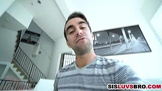 skinny teen step sis blows pervy stepbro deep 😏