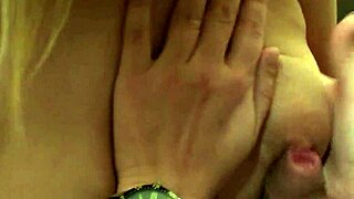 dame gives pleasure penetrates deep before her cuckold