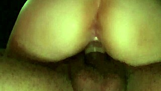 Chica sexy en pantimedias quiere que le metas la verga adentro ya