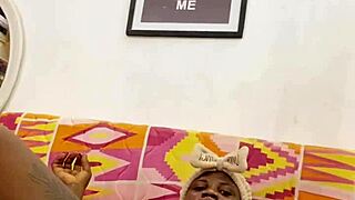 Amateur girl seriously checks if her pussy still works full video on red