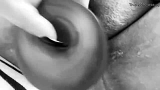 Phat Juicy Pussy Squirts Hard