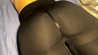 After college PARTY, stepsister's bubble butt gets CUMSHOT from big COCK in free use