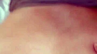 bang jangan lama-lama nanti suami pulang nih bokep indonesia