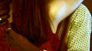 wanna see hayley atwell's huge natural tits bouncing sexy?