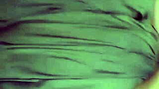 bang jangan lama-lama nanti suami pulang nih bokep indonesia