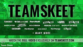 Joey's Monster Cock Stretches Tiny Waist Cougar Hard!