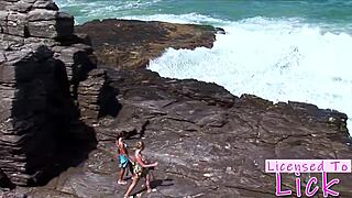 Tarra White Eats Pussy on Beach!