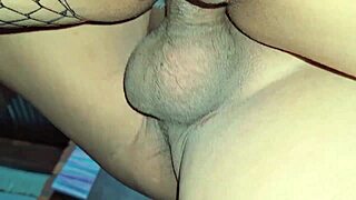 feels so good when he stuffs my holes from both sides in this homemade anal