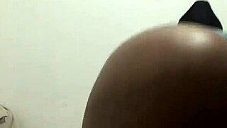 check out my fave bikini and this big juicy latina ass