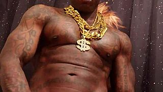 hallelujah johnson worships massive african bbc king 👑