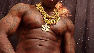 hallelujah johnson worships massive african bbc king 👑