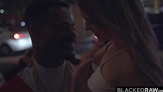 😈 cheating gf craves that bbc with no excuses!