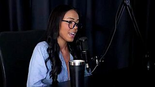 ALICE VASCONECLOS GIVES ASS IN CHURCH ACCIDENT!