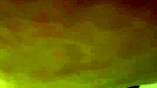 whoa, pretty milf's juicy ass looks amazin from this angle on cam...