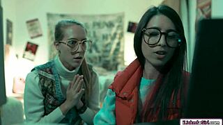 NERD BABE WITH BIG TITS SCISSORS HAIRY LESBIAN MILF BFF IN FANTASY GROUP