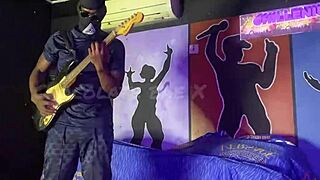 getting blown onstage by sexy african teen stripper groupie