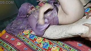 wanna see quick wet pussy fuck closeup with cum dripping from open hole in hindi?