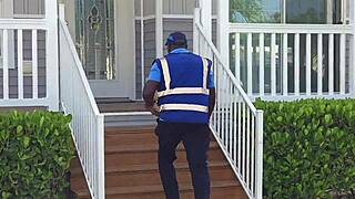 Delivery guy fingers juicy big ass milf then doggystyle fucks pussy closeup cumming in panties!!