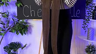 Mature bombshell teases hard in sheer brown pantyhose at nylon club