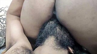 bengali bhabhi gets raw fucked by amazon delivery boy