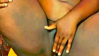 sundaydogood614 shares her smooth shaved pussy update