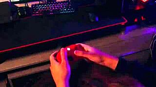 Minha colega de quarto implora pelo meu pau na buceta já!!