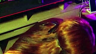 Minha colega de quarto implora pelo meu pau na buceta já!!