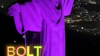 magrinha gulps cum from tattooed stud in abandoned rio house havena bolt