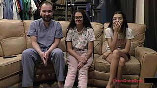 Nurse Angel Santana's Gaping Pussy Checkup With Latex Gloves And Feet!