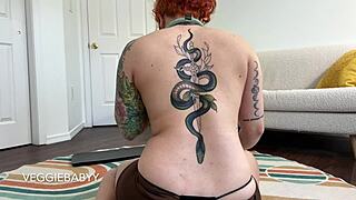 veggiebabyy athletic redhead tattooed splits in tight spandex shorts stretchin legs glasses