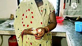 desi bhabhi gets hardcore kitchen pounding with banana too