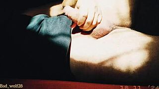 bad wolf28 gives muscular bodybuilder penis handjob at sunset in outdoor cfnm scene