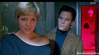 sheryl lee bares her tits in backbeat 1993 blue film sex scene