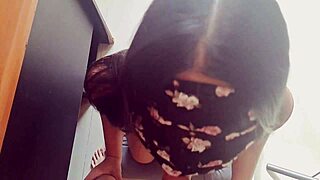 vietnamese student babe gives epic deepthroat blowjob and squirts hard