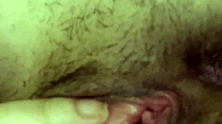 latina milf masturbates her hairy wet pussy solo 😍💦 homemade fun