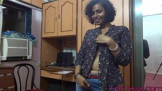 Horny Lily's Big Tits Bounce In Amateur Indian Cumshot Orgasm