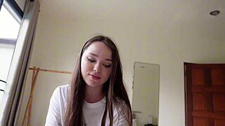 stepsister wakes up horny for morning creampie ride on stepbro's cock