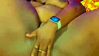 sundaydogood614 shaves her smooth pussy in update 381 vid from aug 07