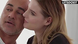 Bonni Gee's big tits bounce on monster cock deep