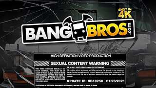 wanna see these nudes from big tit blonde latina milf?