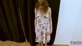 Petite Ginger Luna Parish Delivers Sloppy Deepthroat Rimjob