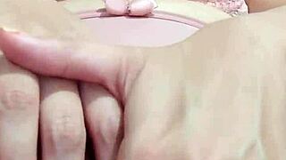 brazilian milf fingers wet pussy loving every stroke