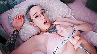 wanna watch tattooed short hair teen solo tittyfuck her fuckmachine?
