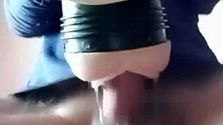 Gazzadomm, wanna watch me fuck this fleshlight sextoy up close?