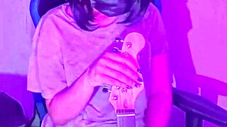 rockera puta, show me that emo tease solo style