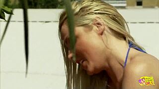 Sunbathing beauties finger lick pussies on beach paradise.