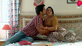 Boyfriend Licks Shaved Indian Bride's Pussy at Wedding