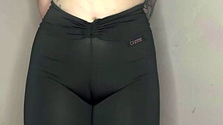 close-up asmr cameltoe tease in skin-tight black yoga leggings